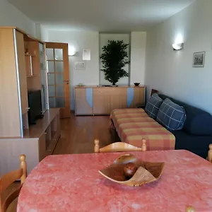 Holaias Holidays Apartament